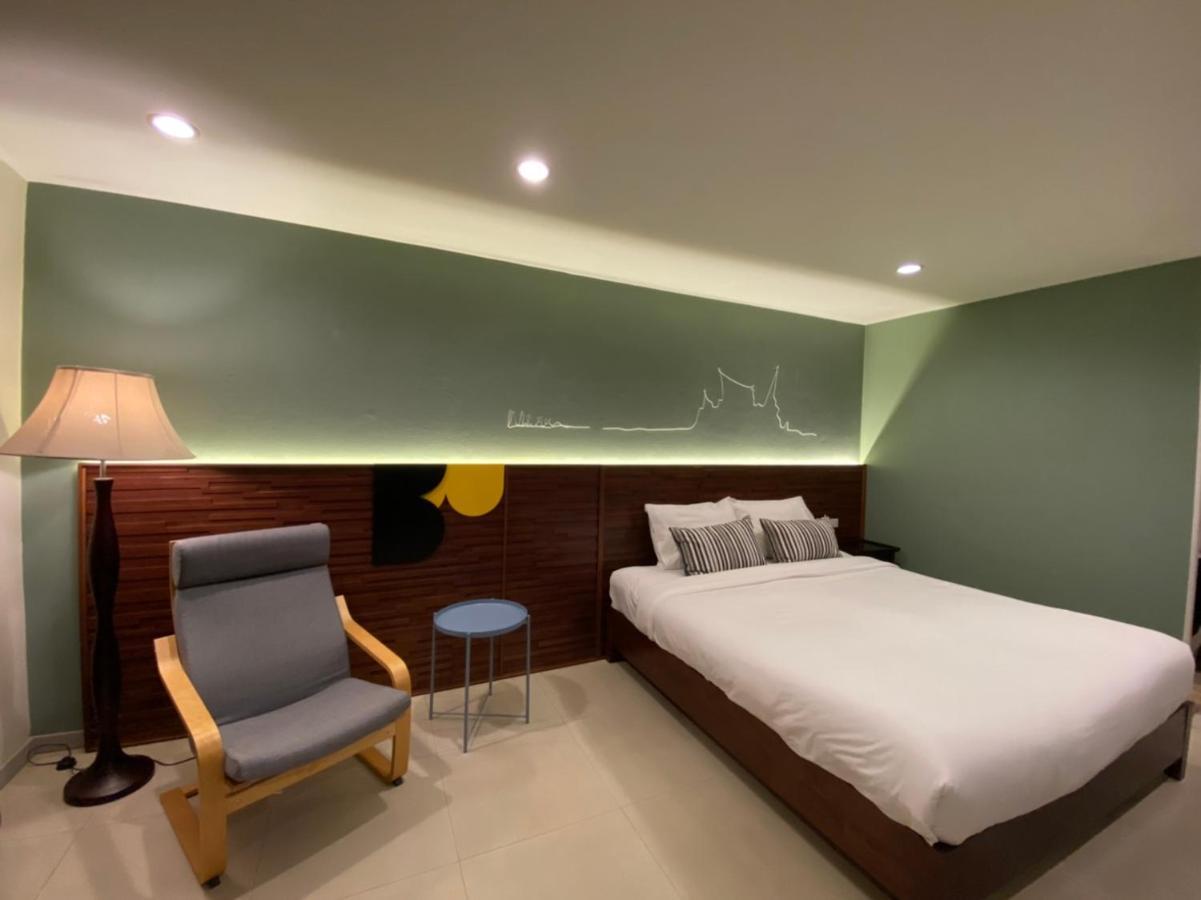 בנגקוק The Royalbee Aparthotel מראה חיצוני תמונה